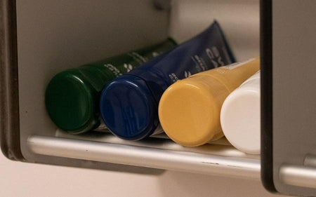 Anti-chlorine shampoo and conditioner