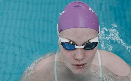 Swim goggles for women