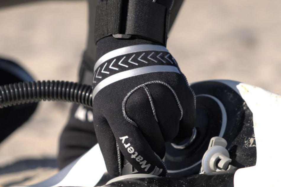 Neoprene Accessories for Winter Swimming - Our Recommendations