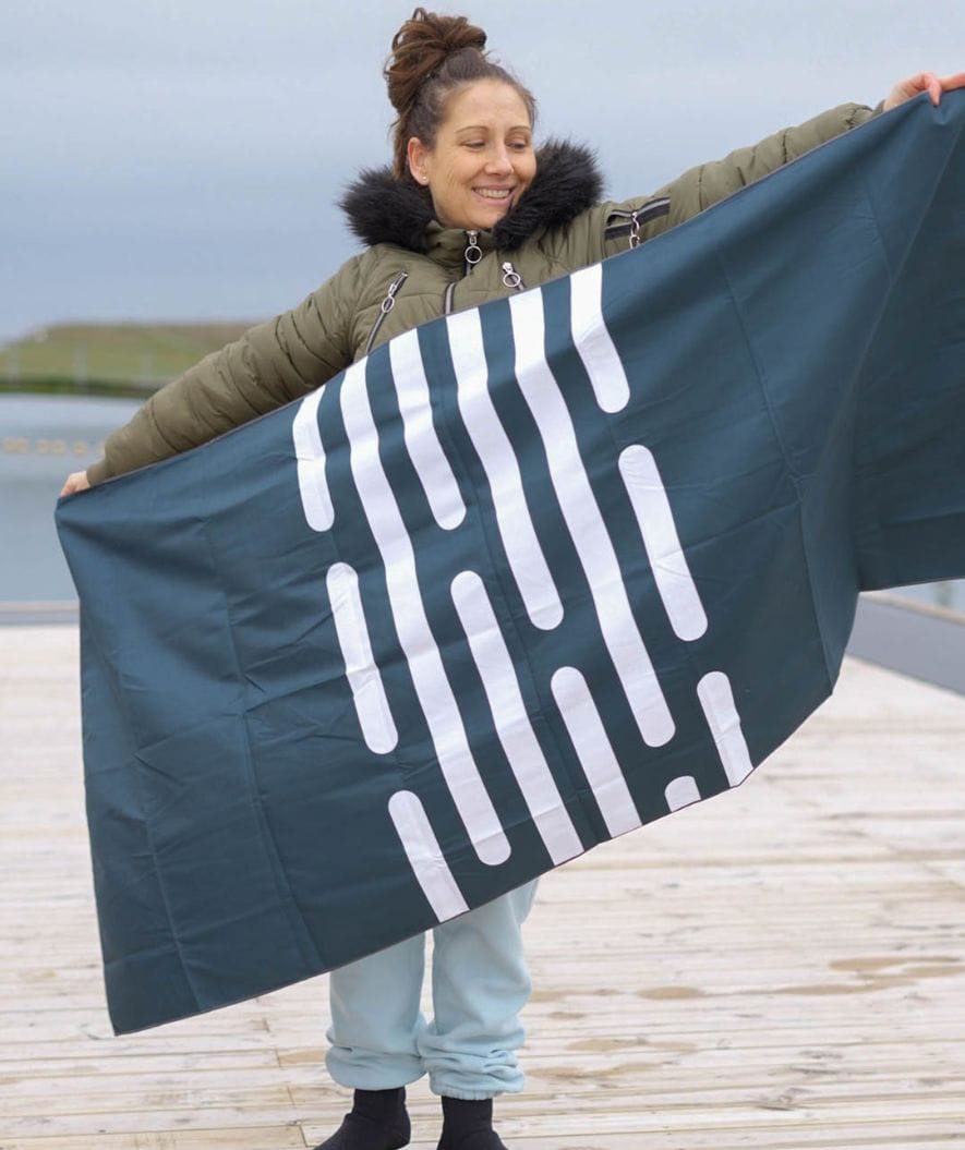 Watery microfiber towel - Eco Nebraska - Dark blue