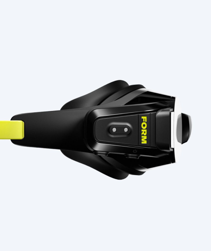 Form Swim display Elite swim goggles - Smart Swim 2 - Black/green