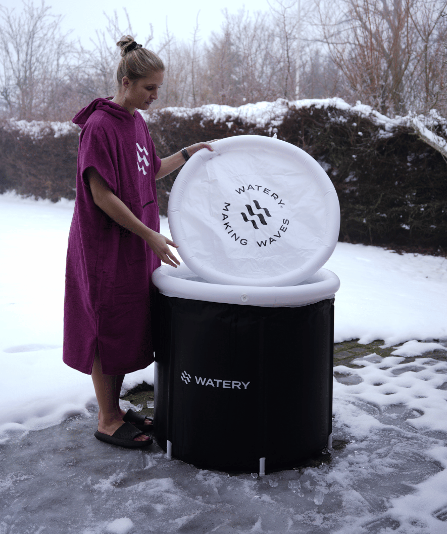 Watery inflatable cold plunge - Hero - Black