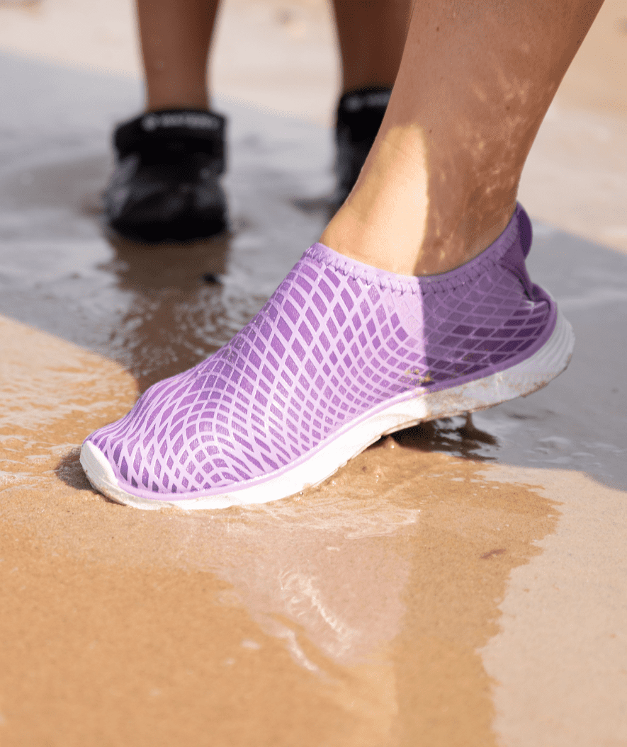 Watery water shoes for adults - Kawaii - Black