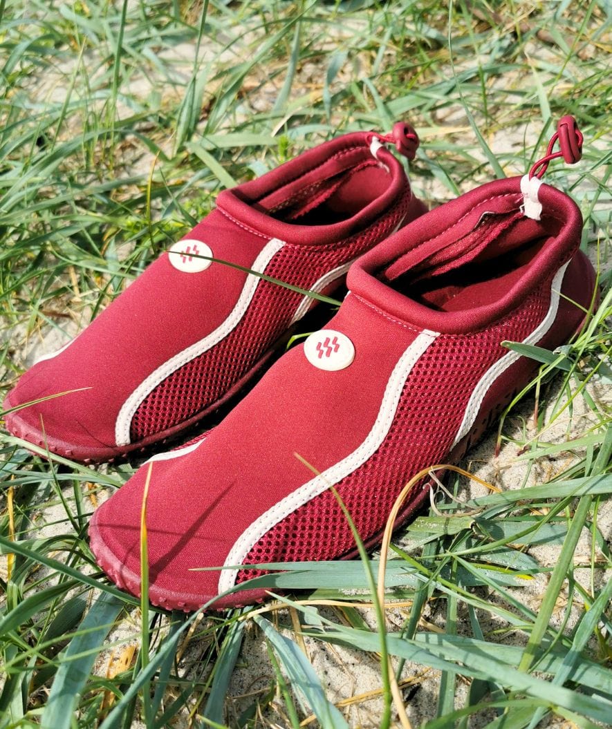 Watery swim shoes for adults Spinner Red Watery.ie