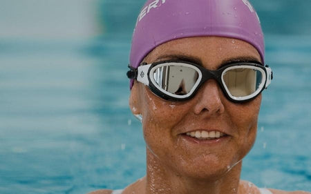 Triathlon swim goggles