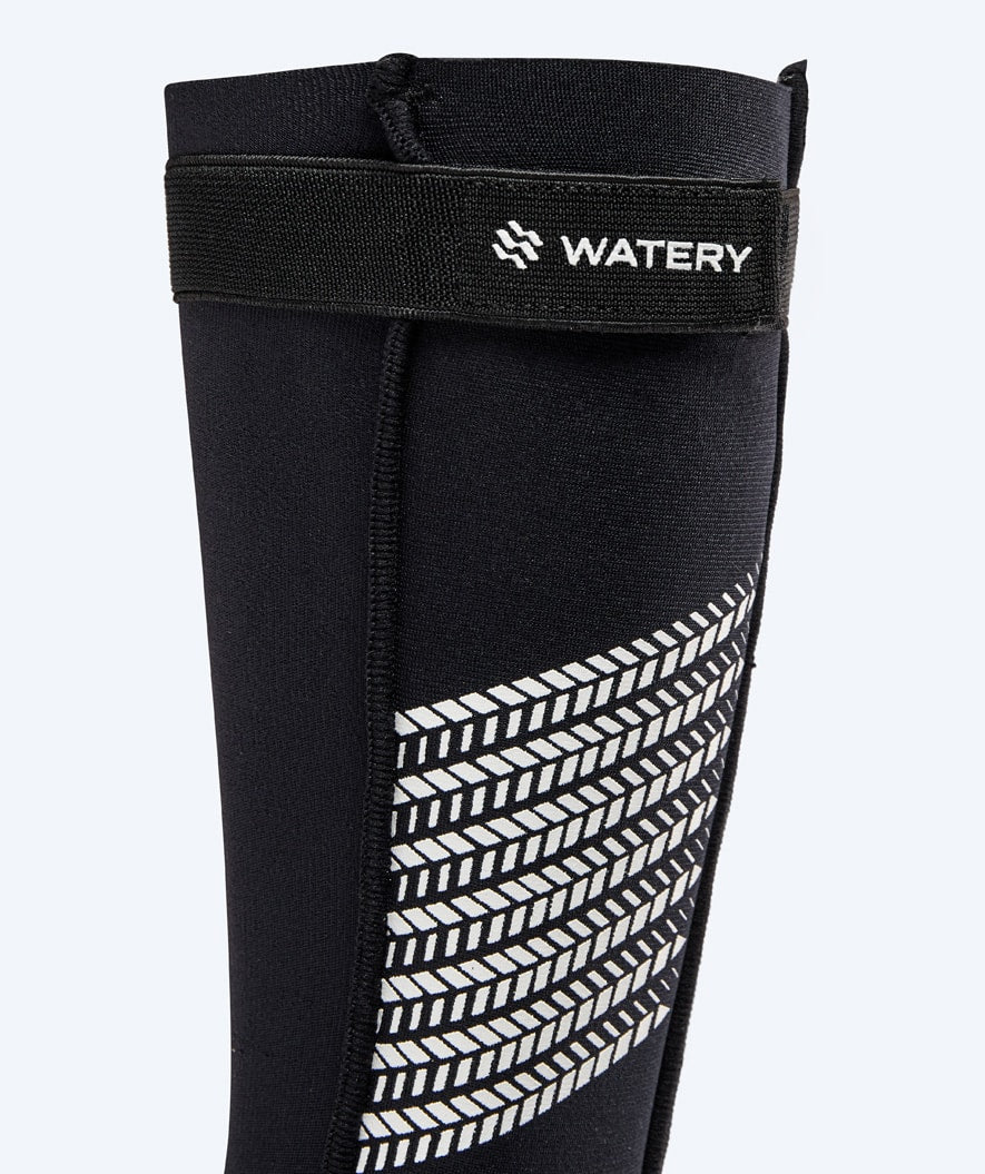 Watery neoprene set - Calder Pro (2,5 - 4mm) - Black