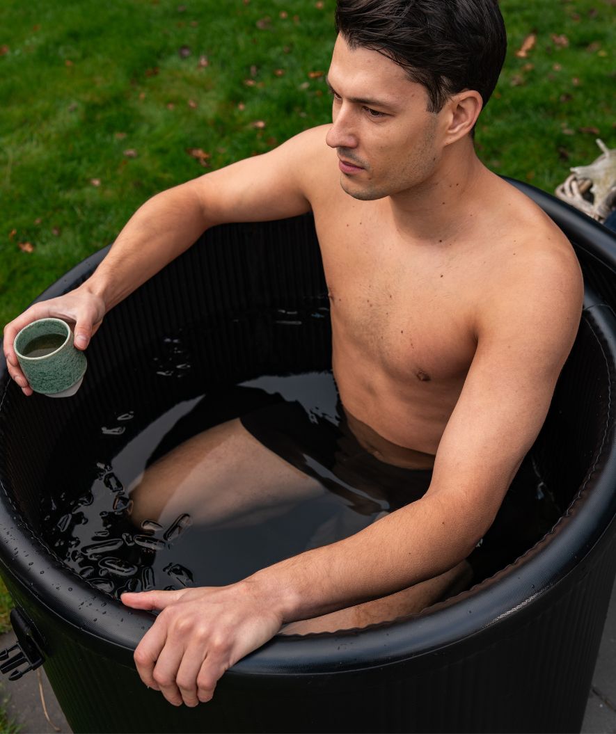 Watery inflatable cold plunge - Deluxe - Black