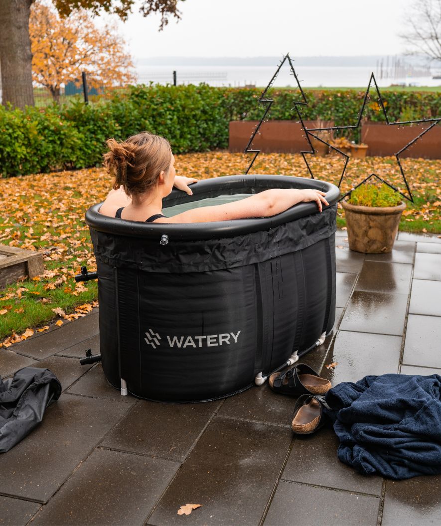 Watery inflatable cold plunge - Hero Max - Black