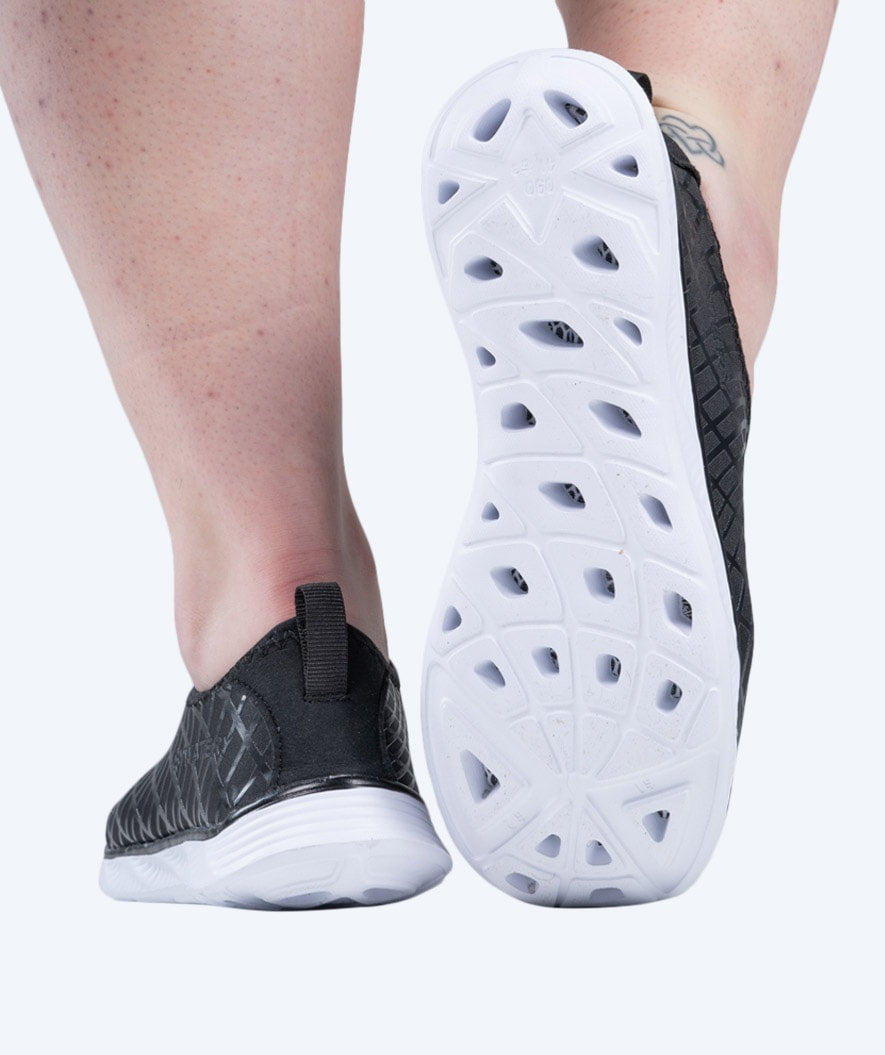 Watery water shoes for adults - Kawaii - Black