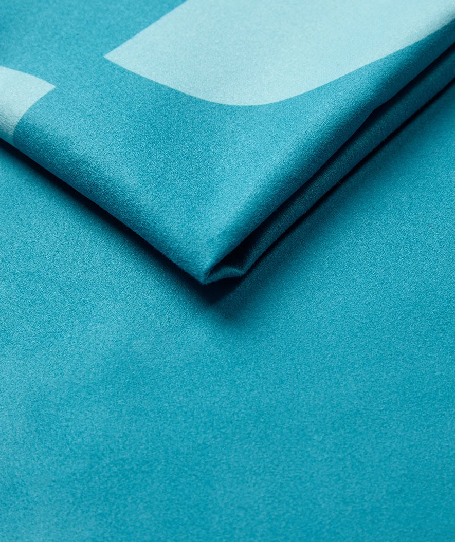 Watery microfiber towel (175 x 110 cm) - Rafferty - Ocean Blue