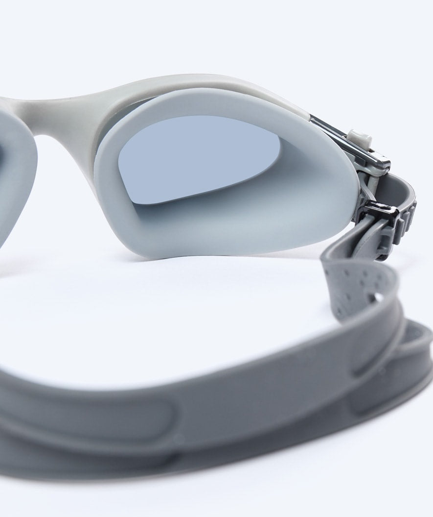 Watery training swimming goggles - Raven Active - Grey (Smoke lens)