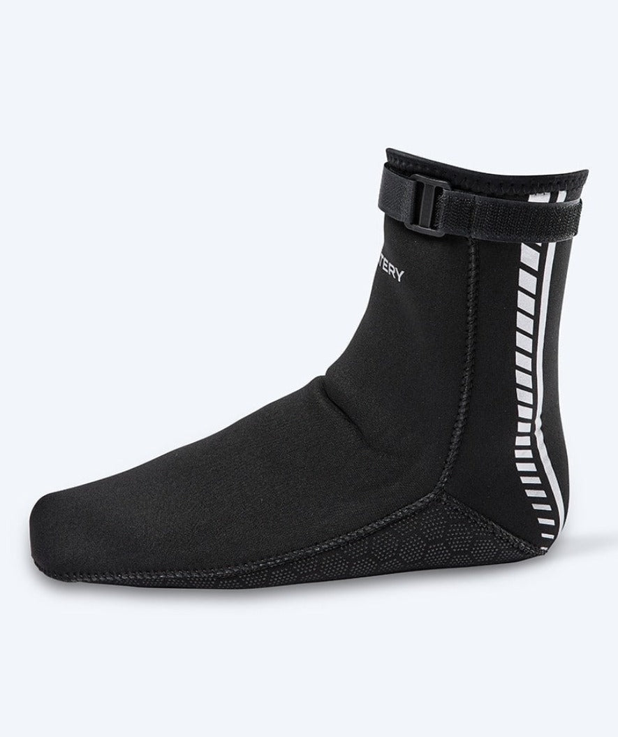 Watery neoprene socks for open water  - Reptile (3 mm) - Black