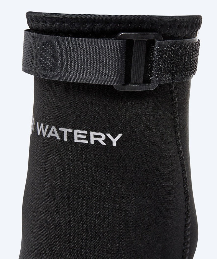 Watery neoprene socks for open water  - Reptile (3 mm) - Black