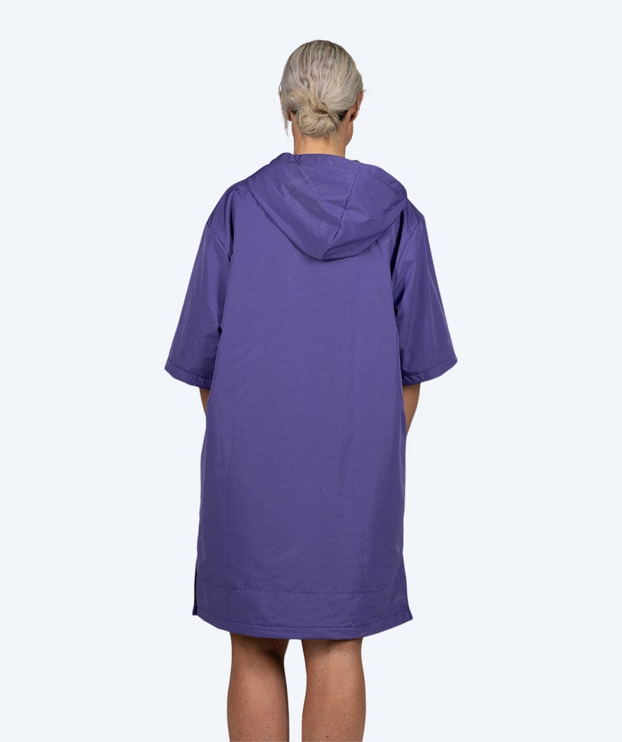 if six was 著しい nine PONCHO Water Surface