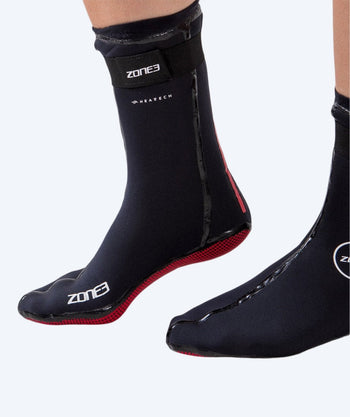 ZONE3 neoprene socks for open water - Neoprene Heat-Tech (3.5mm) - Black/red