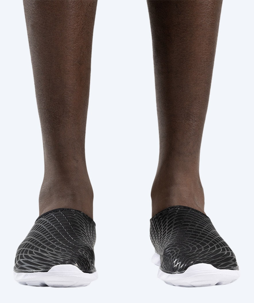 Watery water shoes for adults - Kawaii - Black